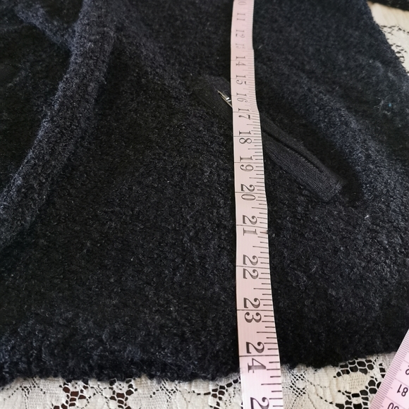 JJ. Basics Black & White Water Fall Sweater XL - Picture 9 of 10